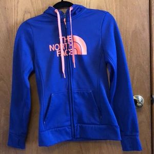 Blue and coral North Face zip up💕❗️🚨